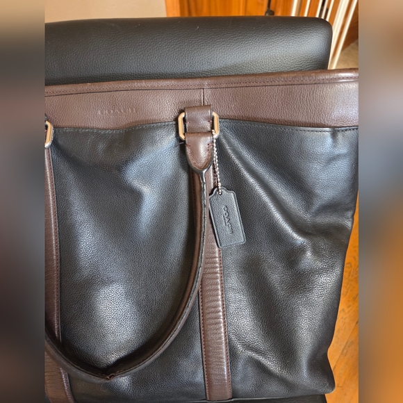 Vintage Coach Black and Brown Leather Tote Bag - Picture 4 of 16